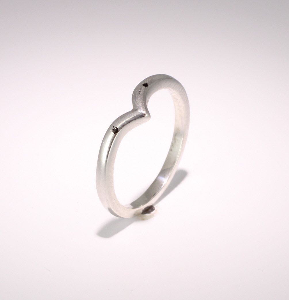 2.5mm Shaped Wedding Ring (R969) - All Metals