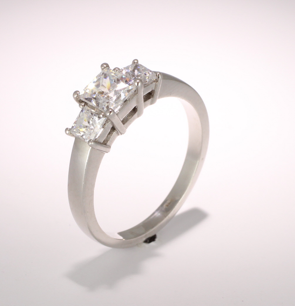 Cheap diamond wedding rings top under 100
