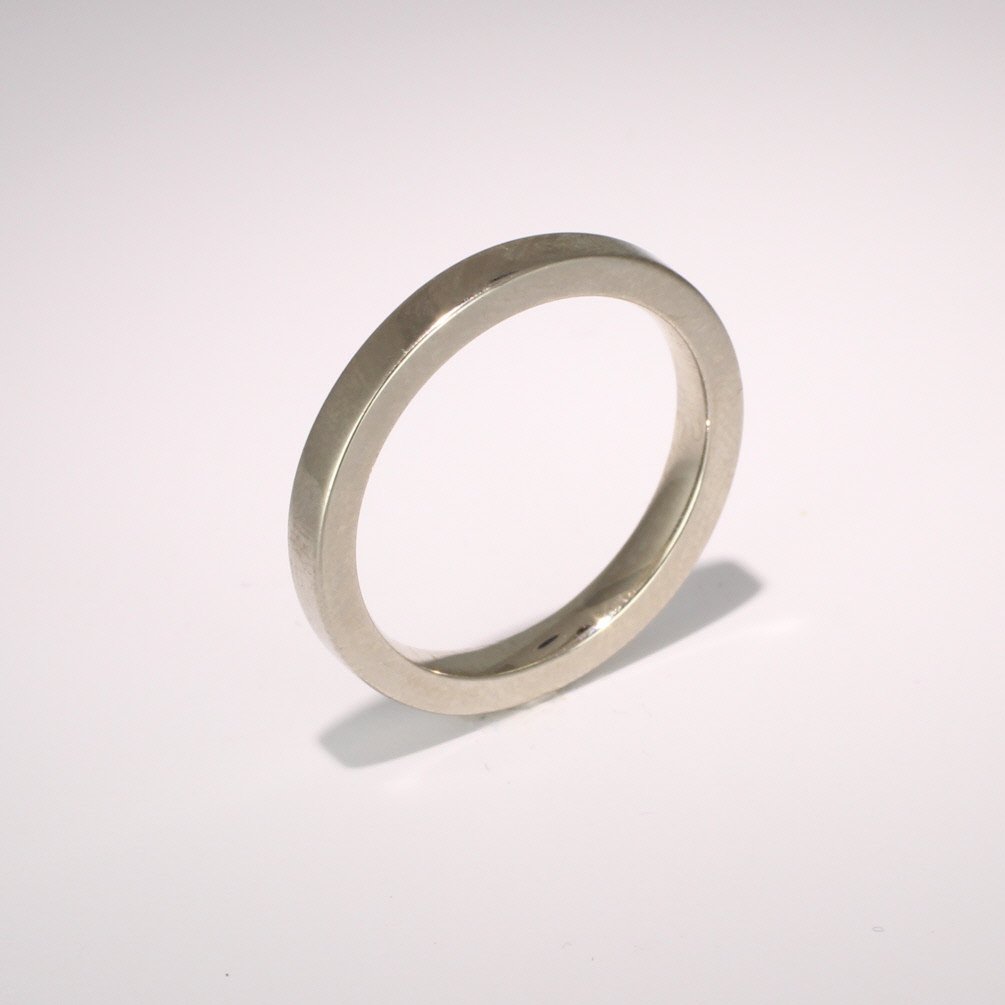 Flat Court Very Heavy -  2.5mm (FCH2.5 W) White Gold Wedding Ring