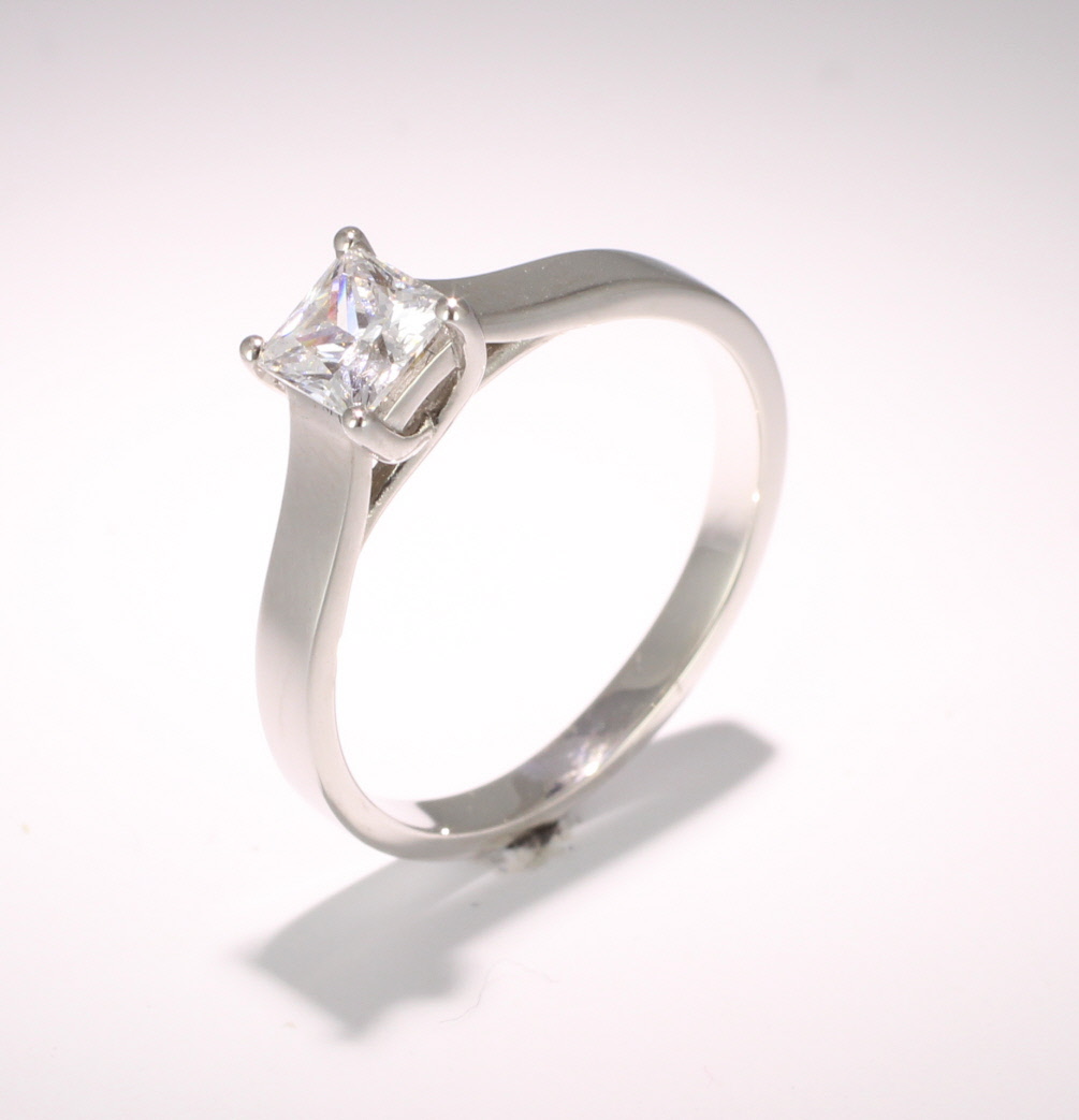 Buy 1 Carat Solitaire Diamond Ring Engagement Ring For Women