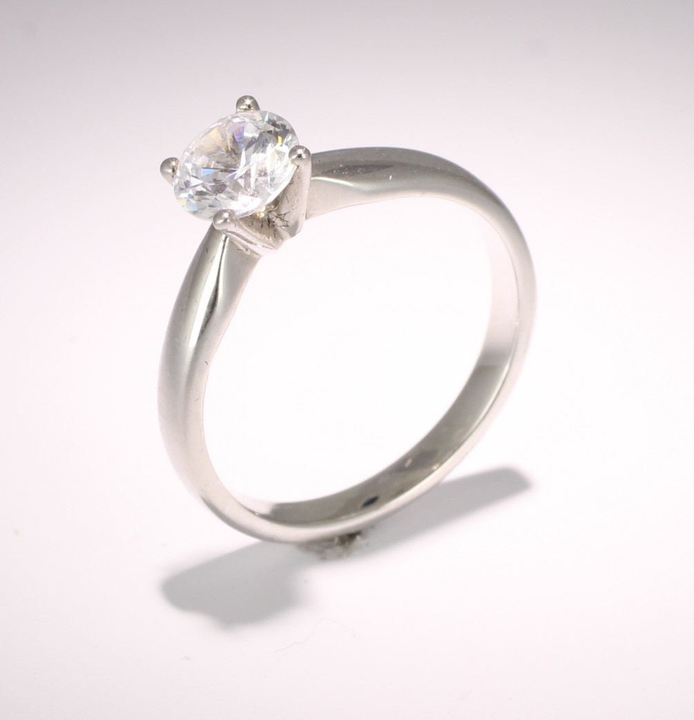 Solitario shop tiffany setting