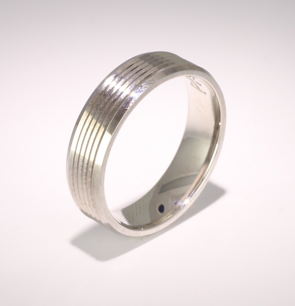 Patterned Designer White Gold Wedding Ring - Armonice
