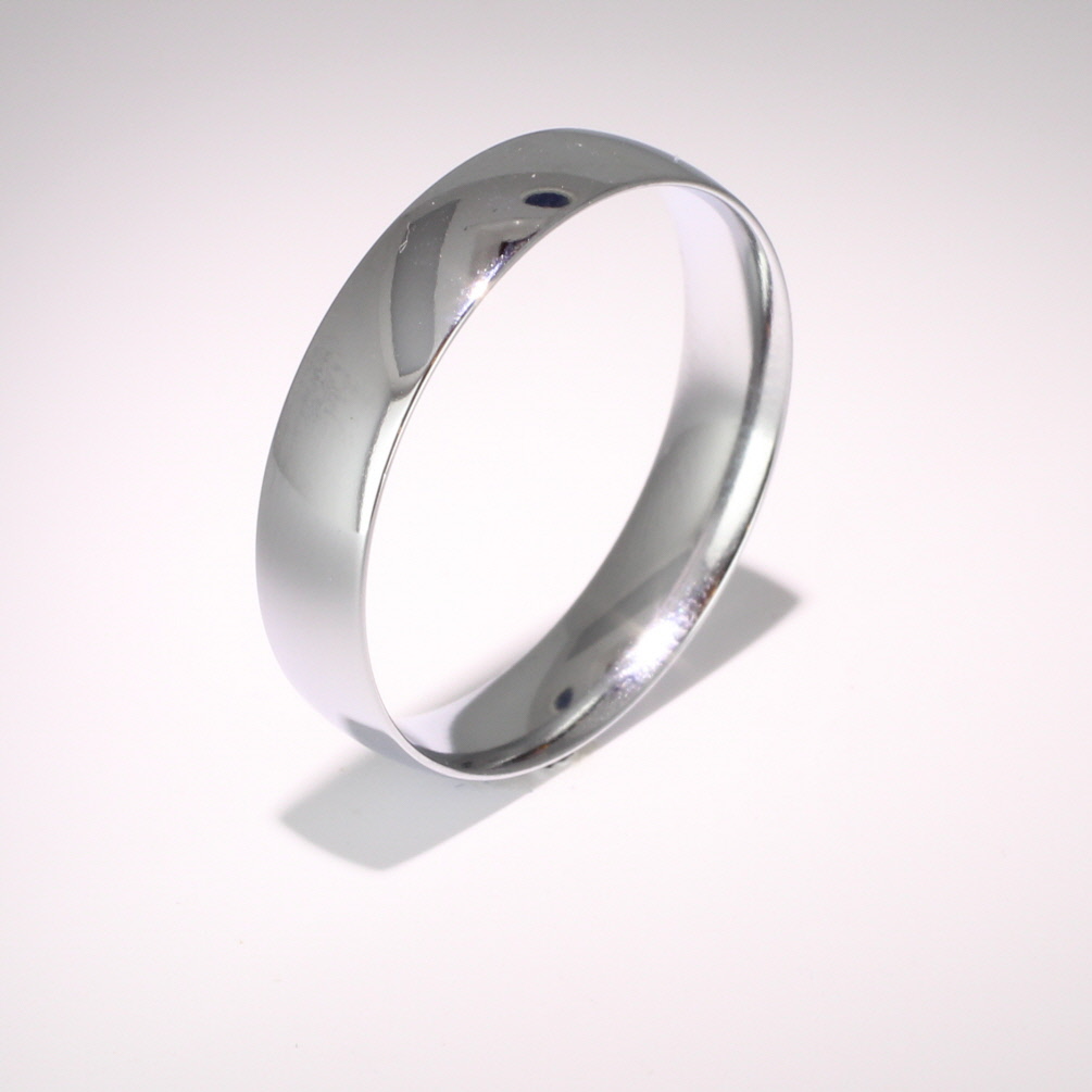 Court Light - 5mm (TCSL5P) Platinum Wedding Ring 