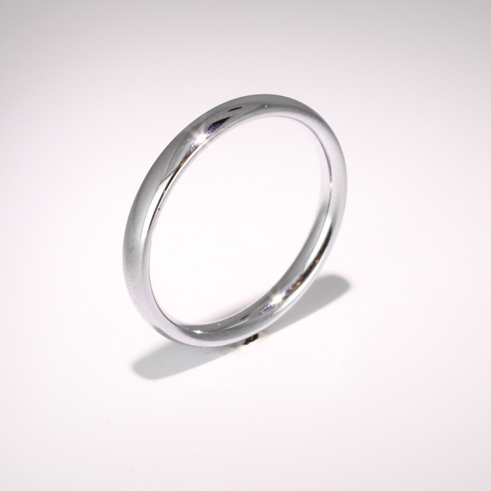 Court Medium - 2.5mm (TCSM2.5P) Platinum Wedding Ring Womens