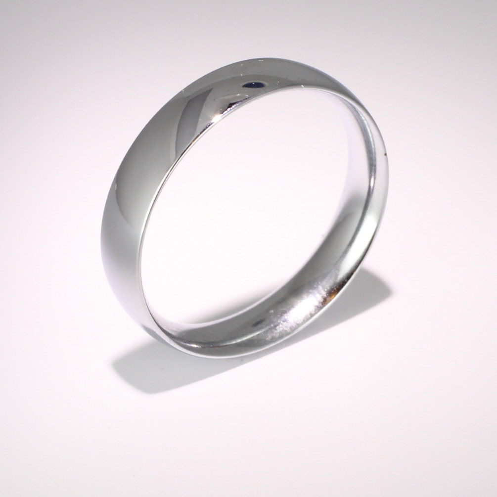Court Medium - 5mm (TCSM5P) Platinum Wedding Ring