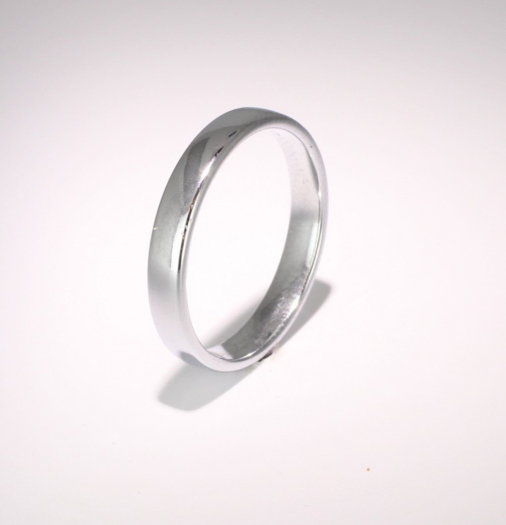 Slight or Soft Court Light -  3mm Platinum Wedding Ring 