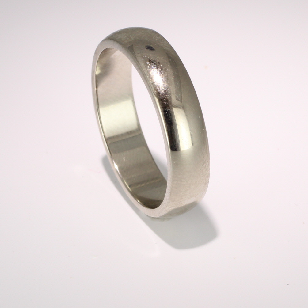 Simple mens discount wedding band