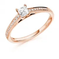 Engagement Ring with Shoulder Stones