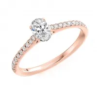 Engagement Ring with Shoulder Stones