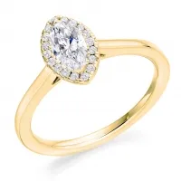 Oval halo diamond ring
