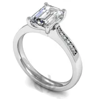  GIA Certificate Engagement Ring UK,