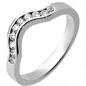 Shaped Wedding Ring 2.7mm (R932.DI10) - All Metals